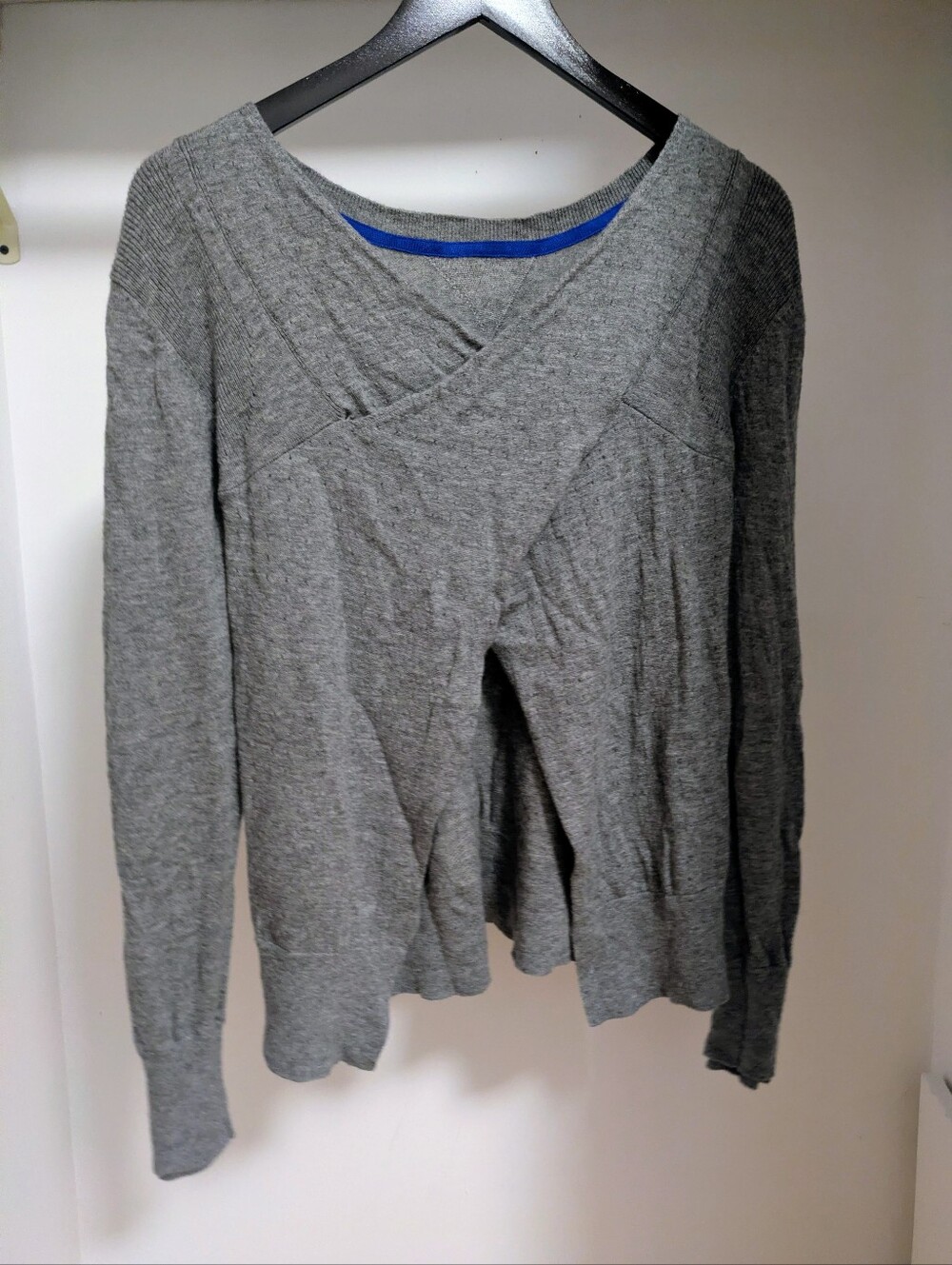 Lululemon Women's Gray Long Sleeve Crisscross Open Back Pullover Sweater